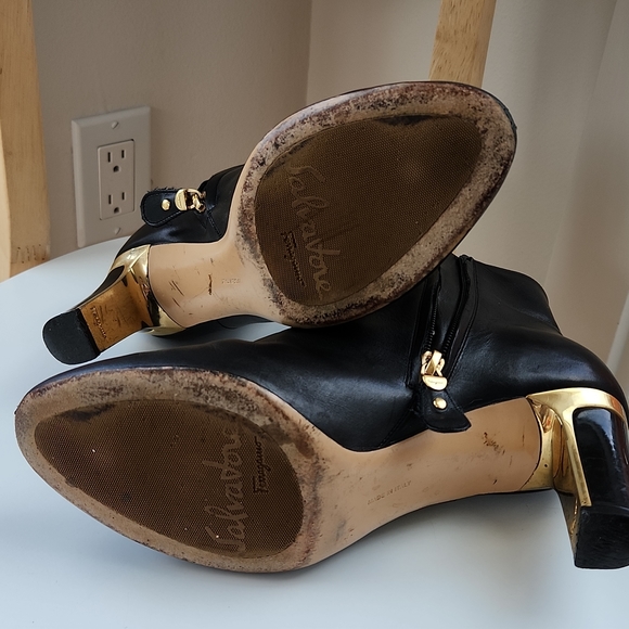 Ferragamo ankle boots - Picture 3 of 7